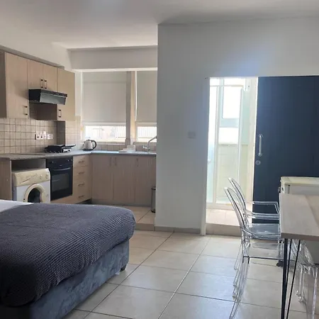 Διαμέρισμα Phaedrus Living Hoopoe Residencies 104